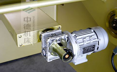 ZDS-450后檔料減速電機(jī)，質(zhì)量好，模擬運(yùn)算定位速度快.jpg